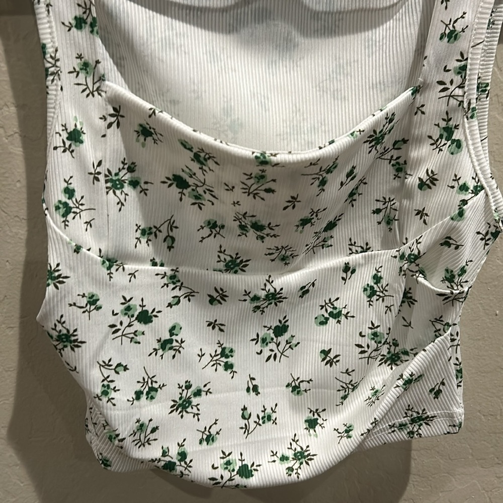 SHEIN Tank Top - Picture 2 of 2
